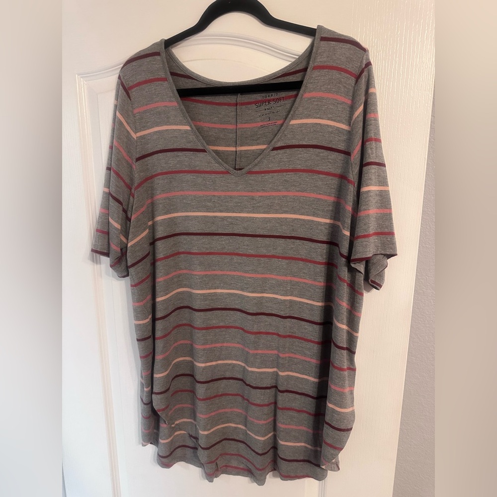 Torrid Gray and Pink Striped Super Soft Tunic Short Sleeve Tee